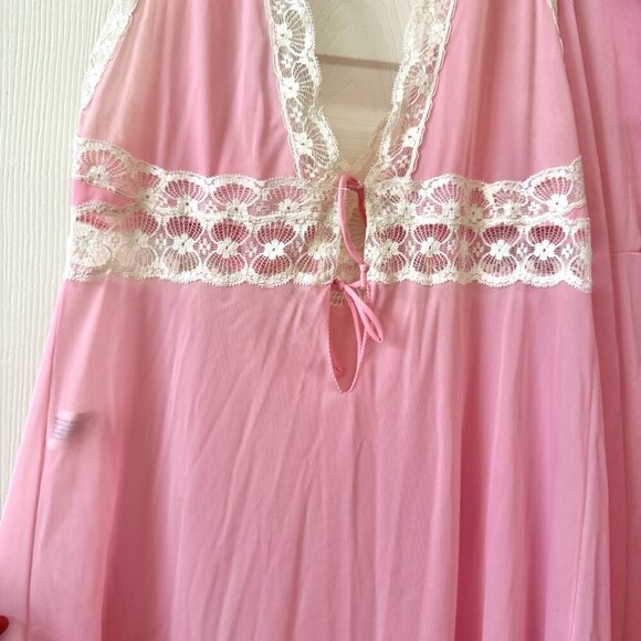 Vanity Fair Pink Ruffle Robe Nightgown Peignoir Lace Sheer Barbie USA Vintage - Picture 3 of 15